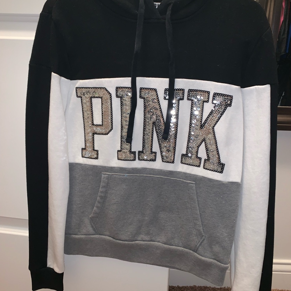 Victoria Secret pink sweater NEVER WORN